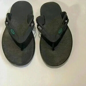 Oakley  Ellipse flip men’s thong sandals size 7